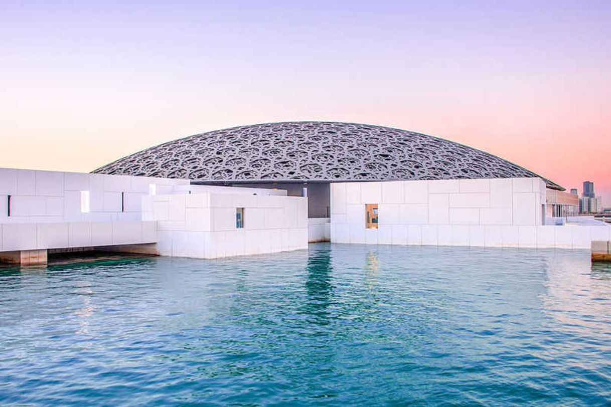 Lugar Louvre Abu Dhabi