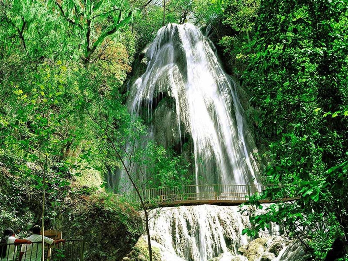 Lugar Cascada Cola de Caballo