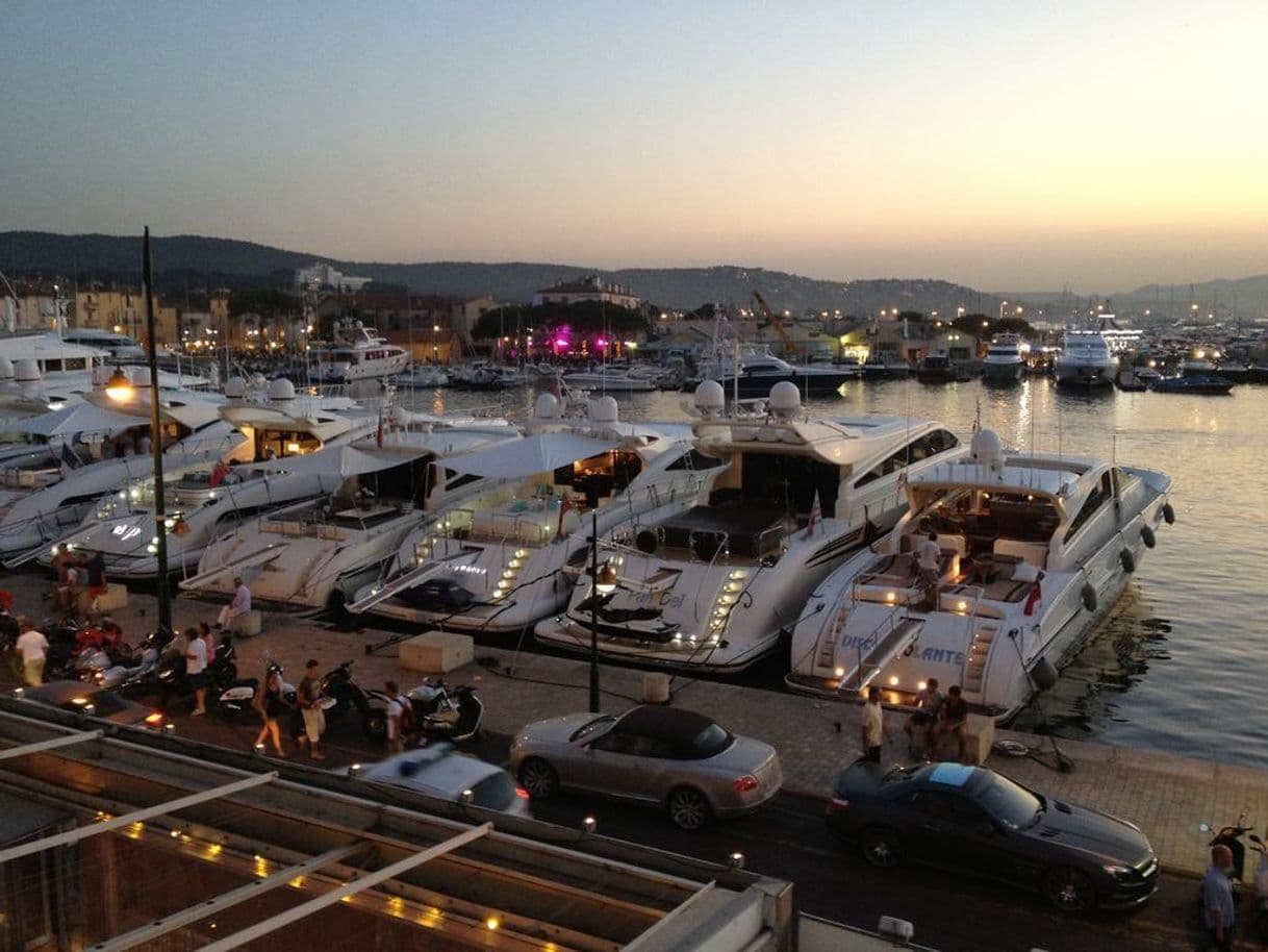 Place Port de Saint-Tropez