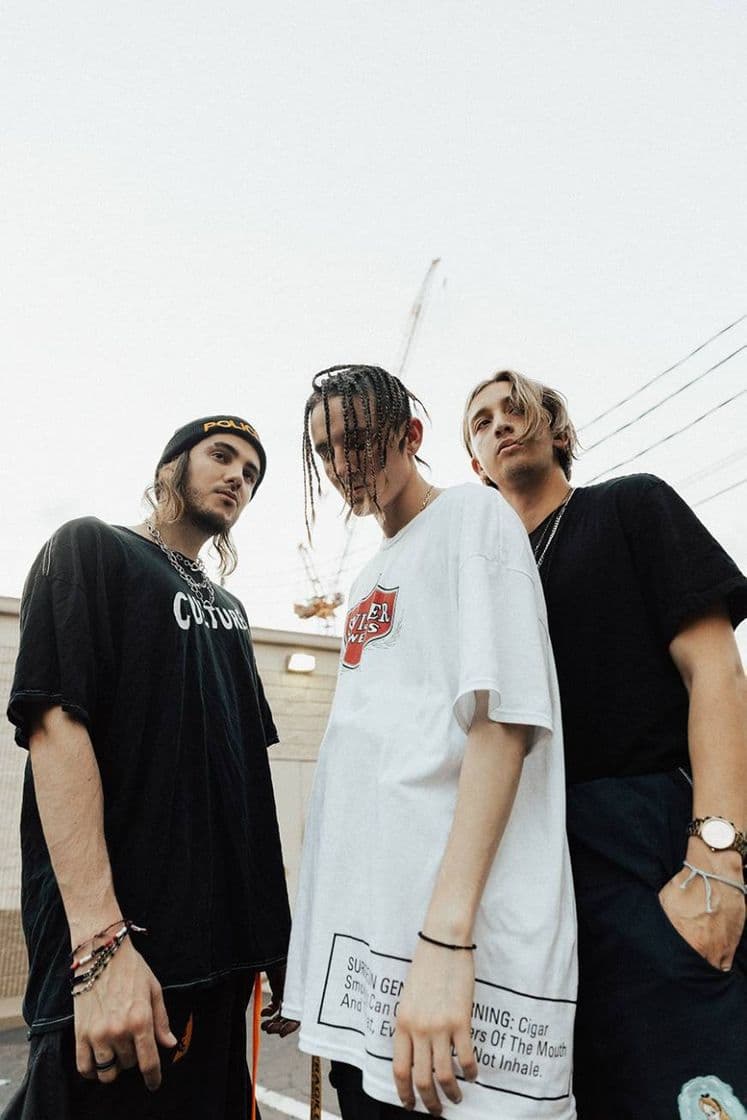 Moda Chase Atlantic