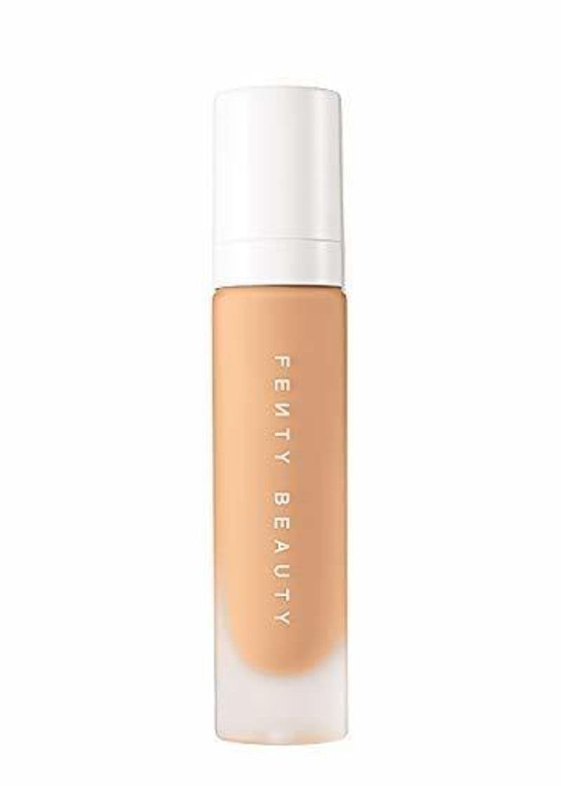 Beauty Base de maquillaje líquida Pro Filt'R de la marca FENTY BEAUTY by