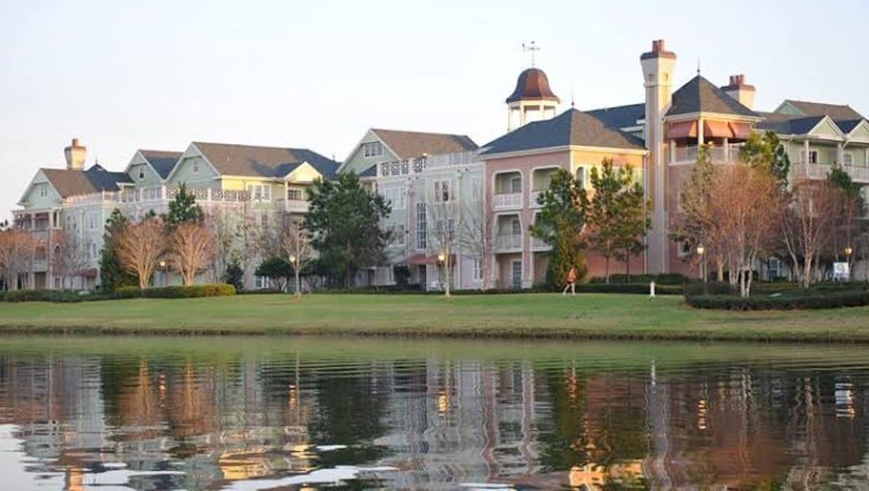 Lugar Disney's Saratoga Springs Resort & Spa