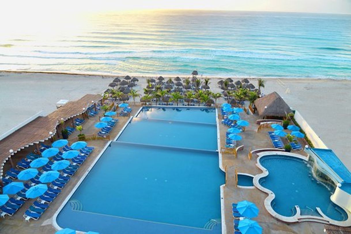 Lugar Seadust Cancun Family Resort