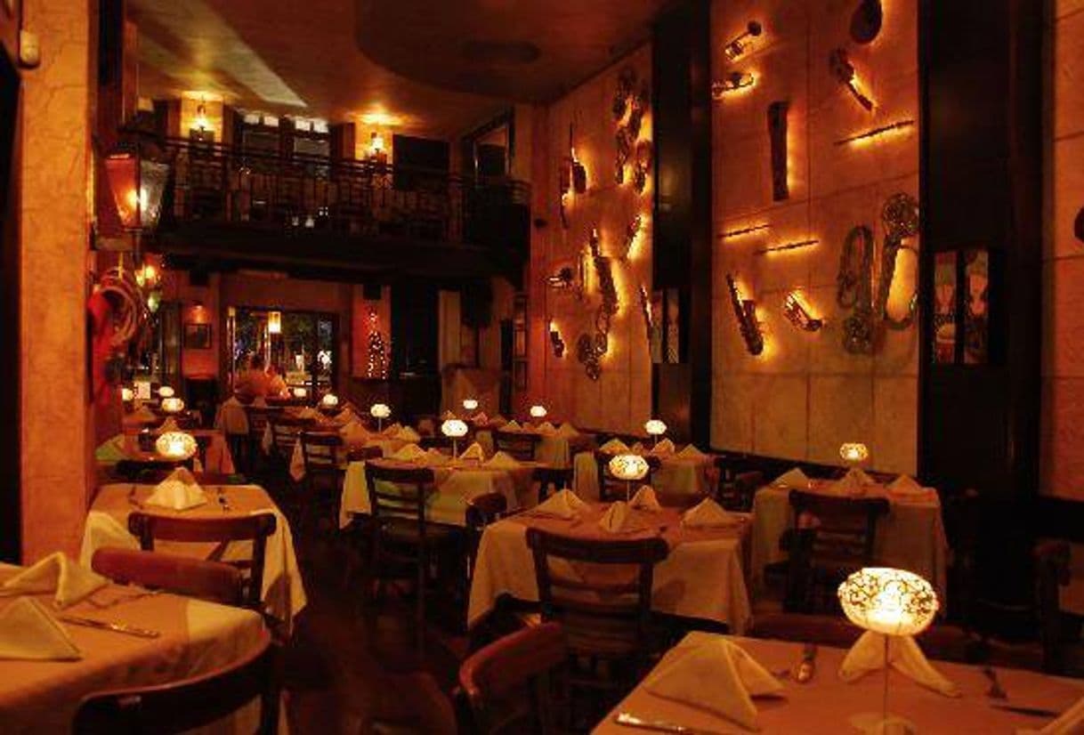 Restaurants Gato Negro