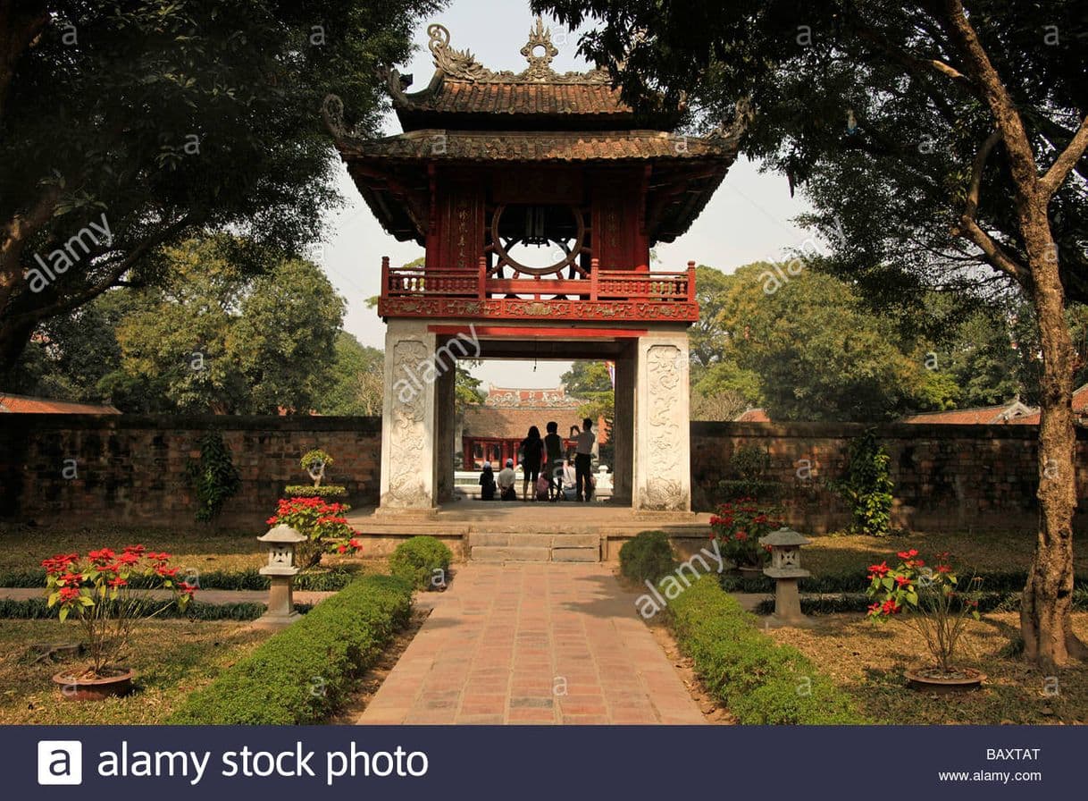 Place Temple of Literature