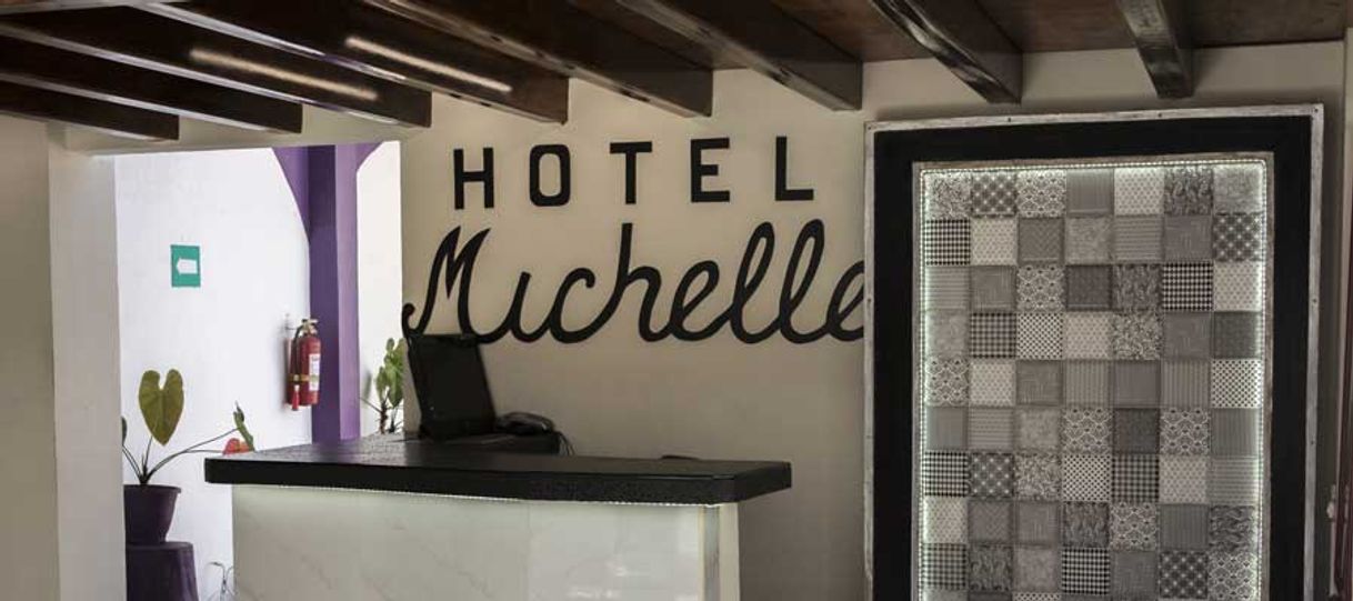 Place Hotel Michelle