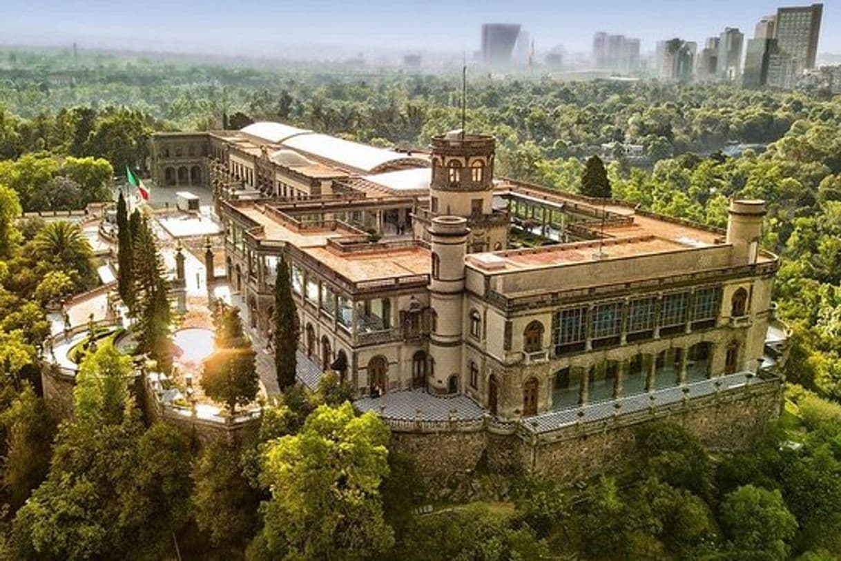 Place Chapultepec Castle