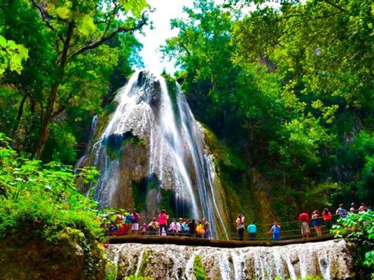 Place Cascada Cola de Caballo