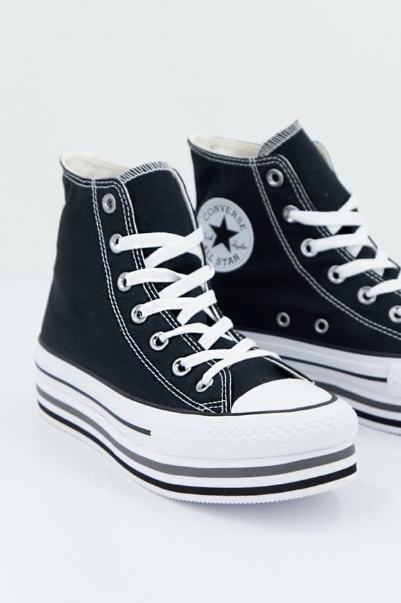 Moda CONVERSE NEGRAS ALTAS