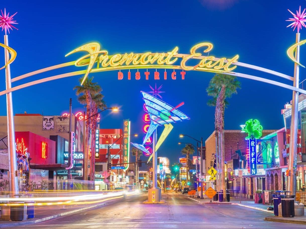 Place Fremont Street