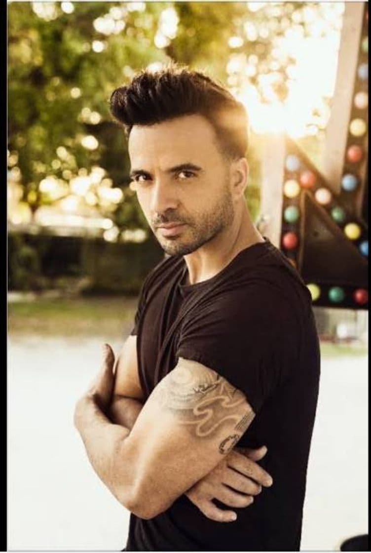 Fashion Luis Fonsi