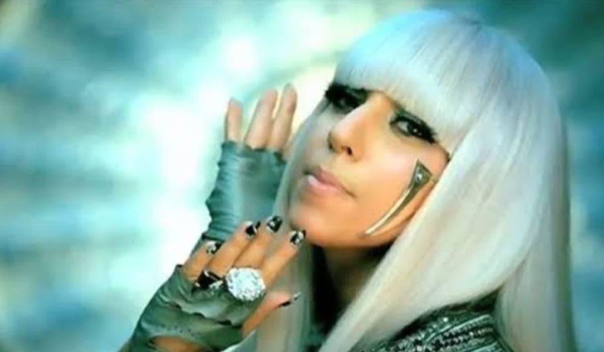 Fashion Lady Gaga - Poker Face