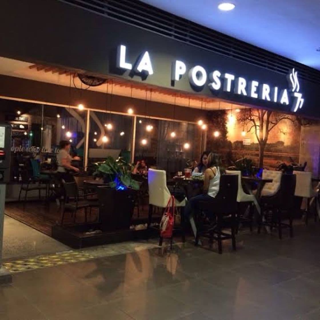 Restaurantes La Postreria 77