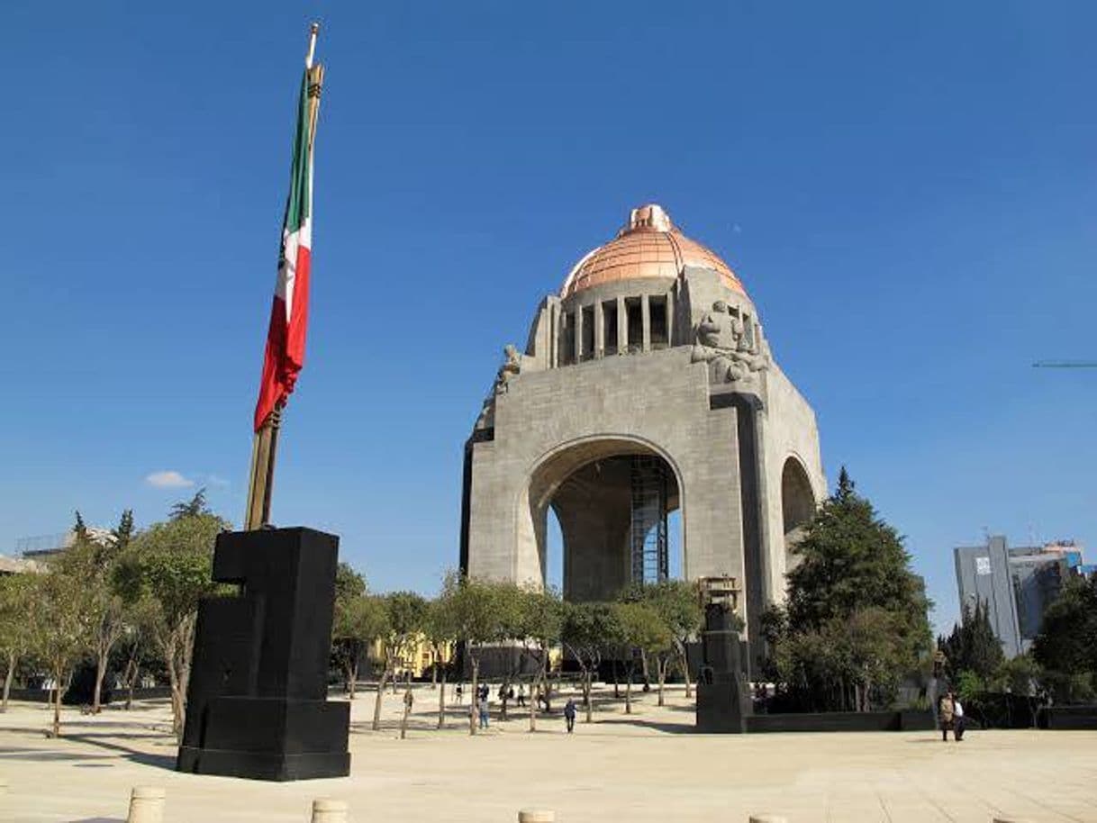 Lugar Monumento a la Revolucion