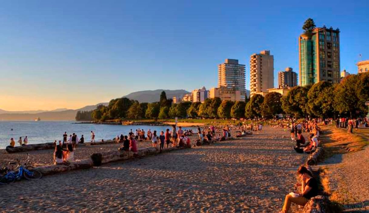 Place English Bay Beach