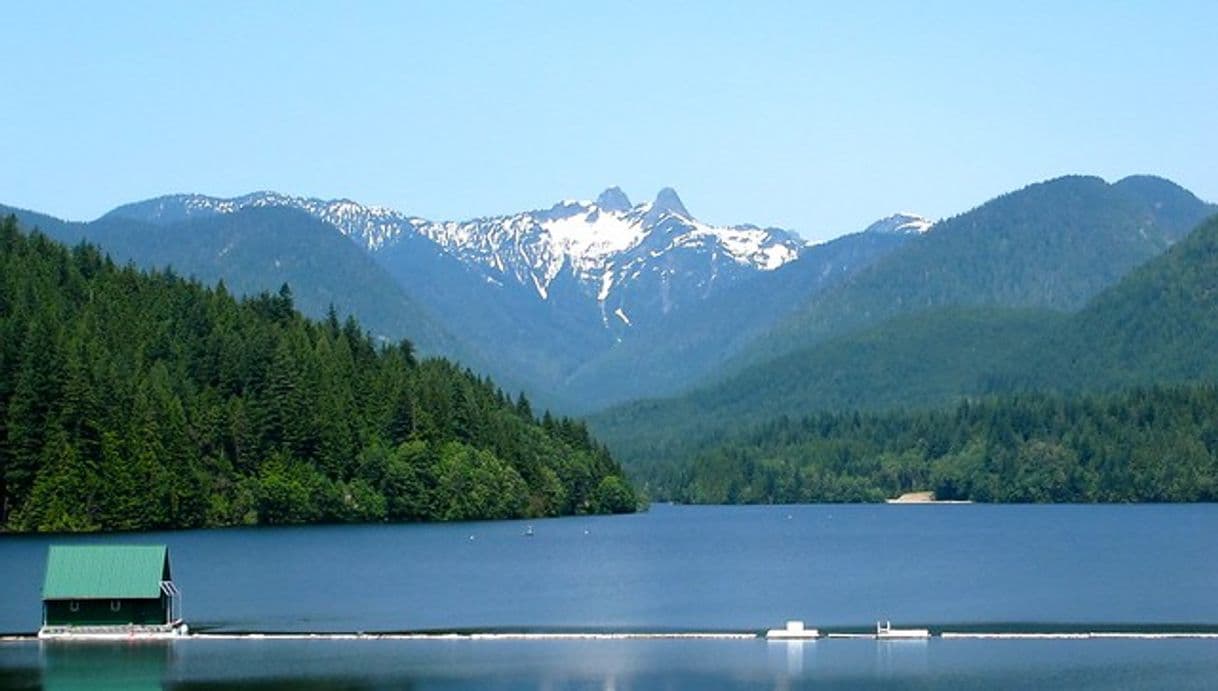 Place Capilano Lake