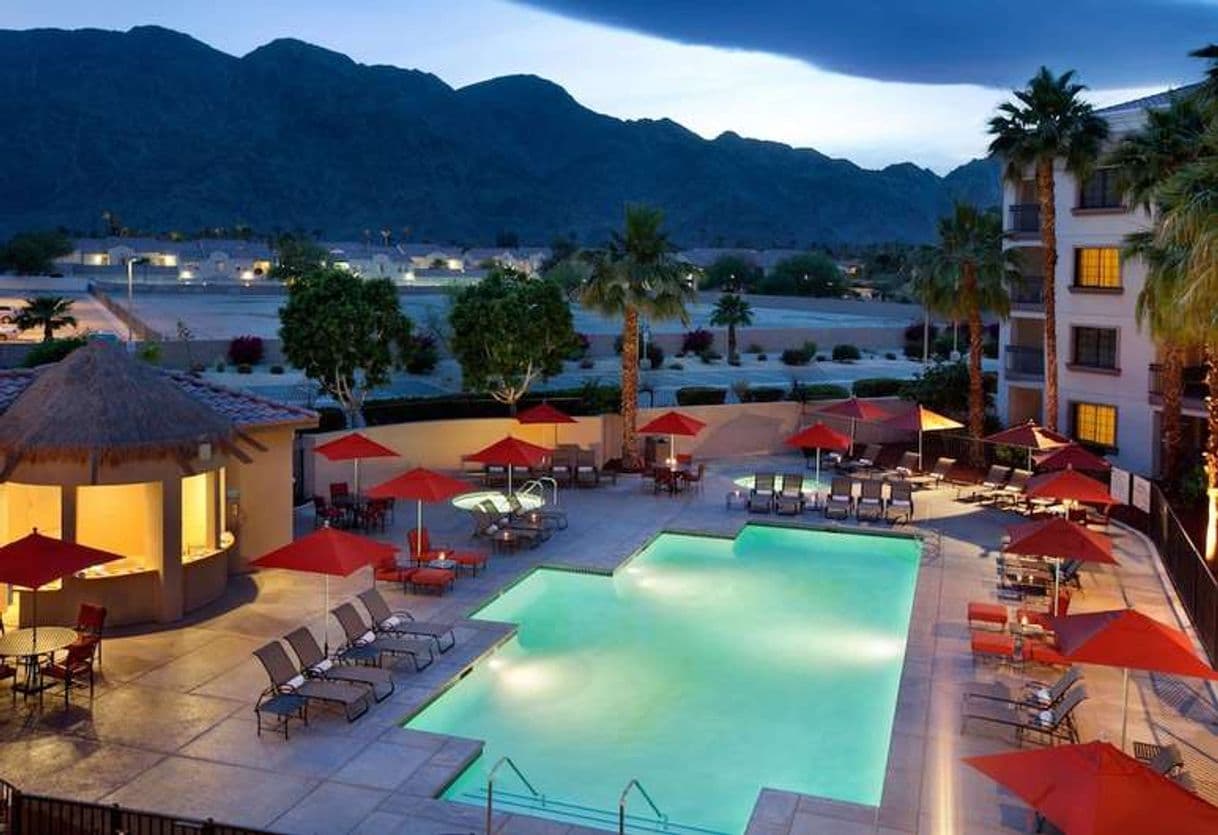 Place Embassy Suites La Quinta