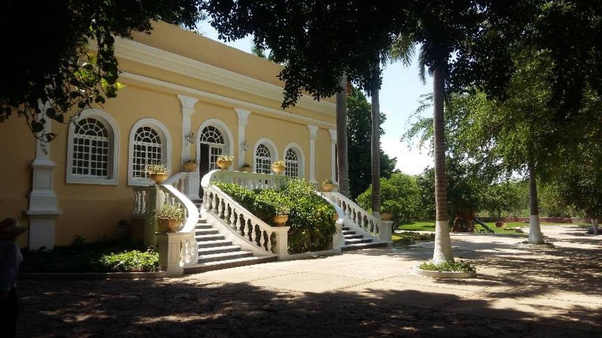 Lugar Hacienda Teya - Fundada en 1683