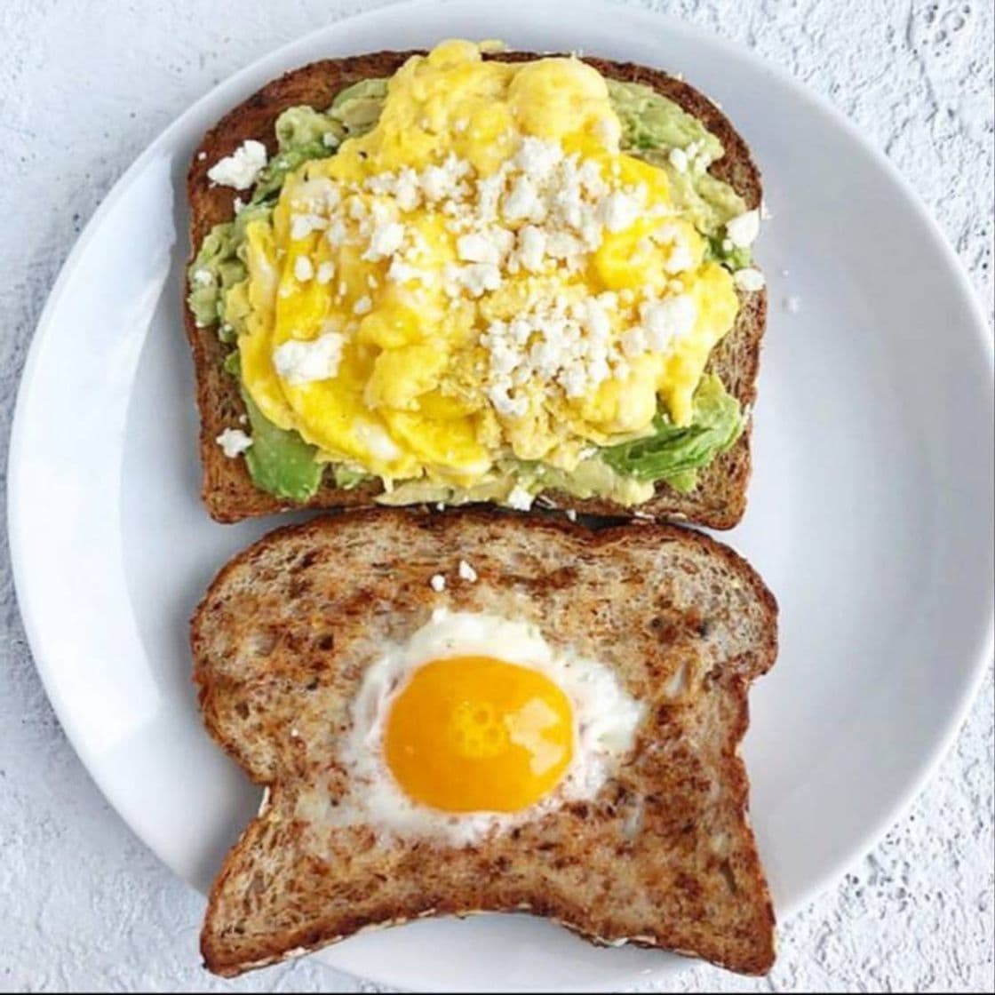 Moda Tostada con huevo y palta