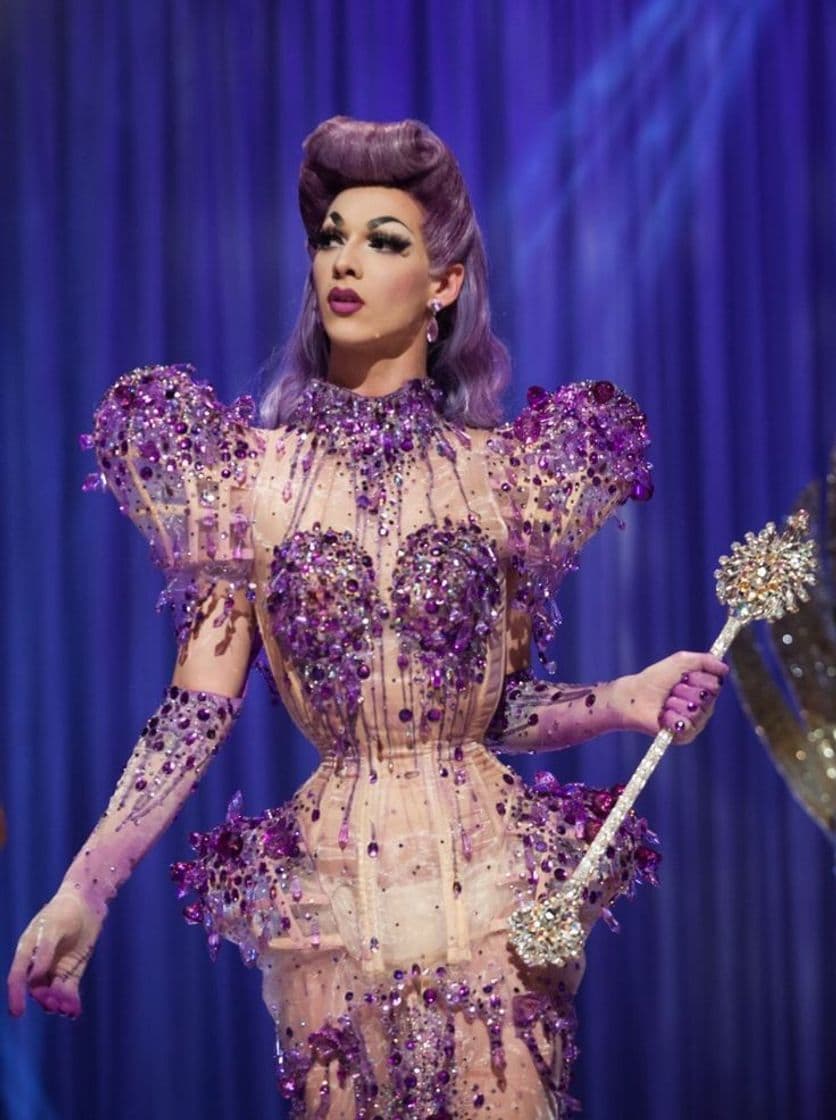 Moda Violet Chachki 