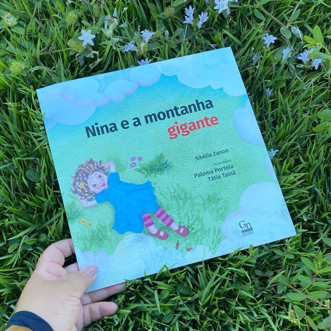 Libro Nina e a montanha gigante