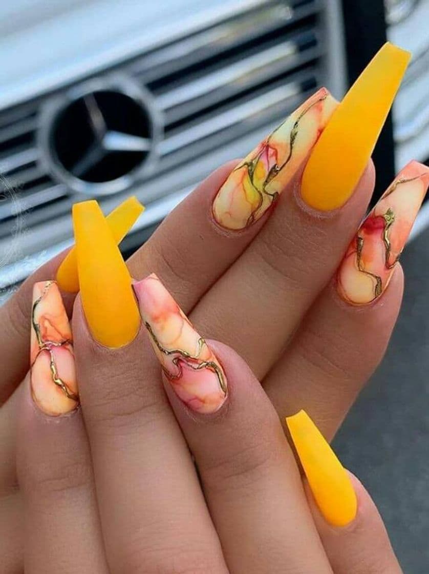 Moda Elegant Acrylic Fall Coffin Nails Design