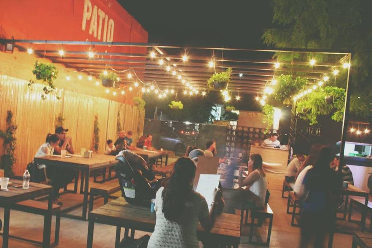 Restaurantes Patio Food Garden