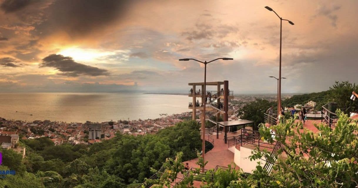 Lugar Mirador La Cruz del Cerro