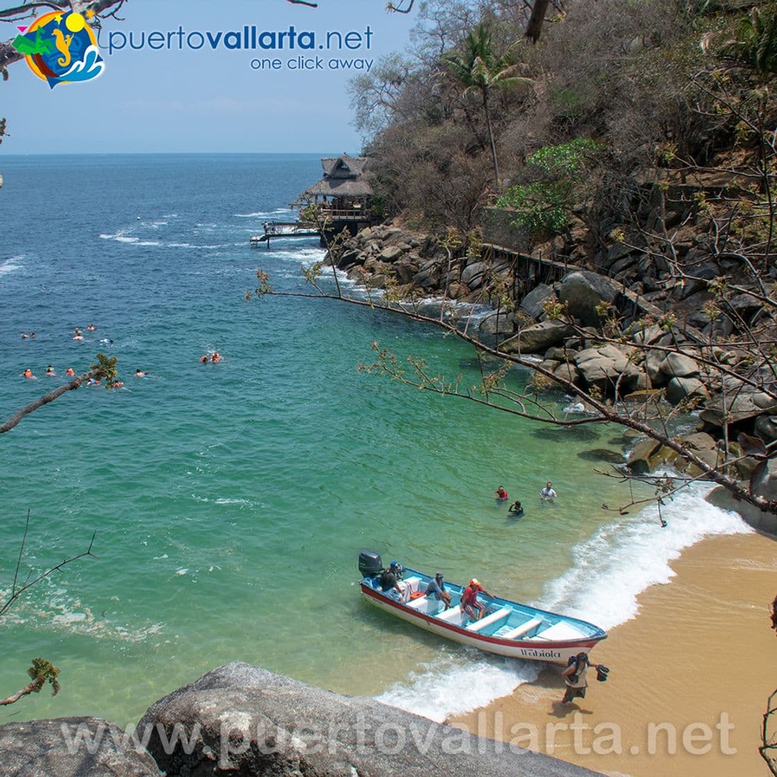 Lugar Colomitos Beach