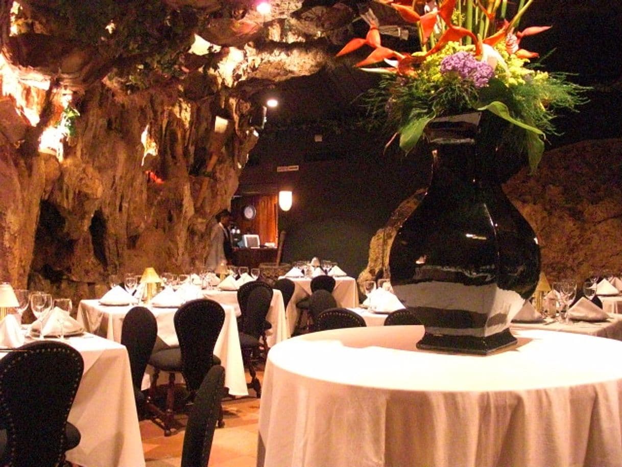 Restaurantes El Mesón de la Cava