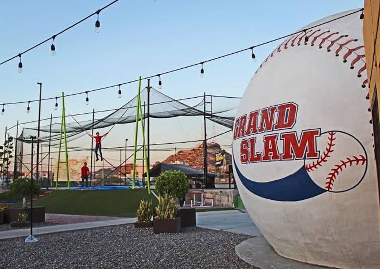 Moda Grand Slam - Campo de béisbol en Hermosillo