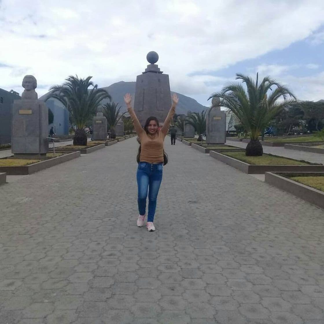 Place Mitad del Mundo