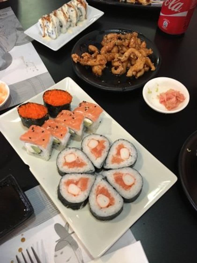 Restaurants Mi California Roll