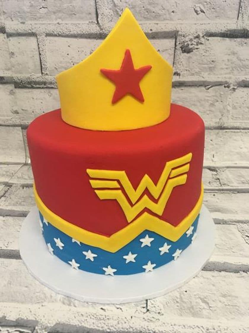 Fashion Wonderwoman cake