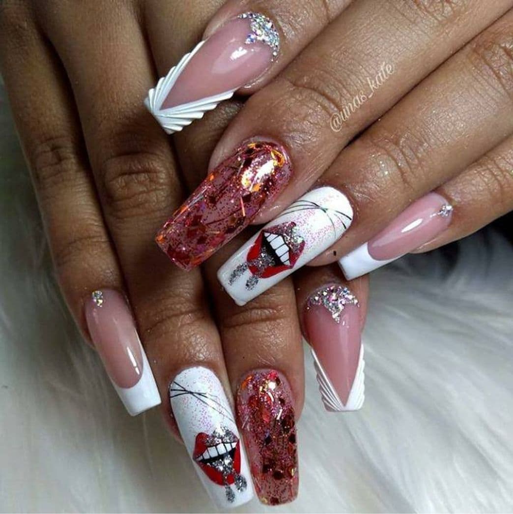 Fashion Diseños de uñas acrílicas MANO ALZADAS 