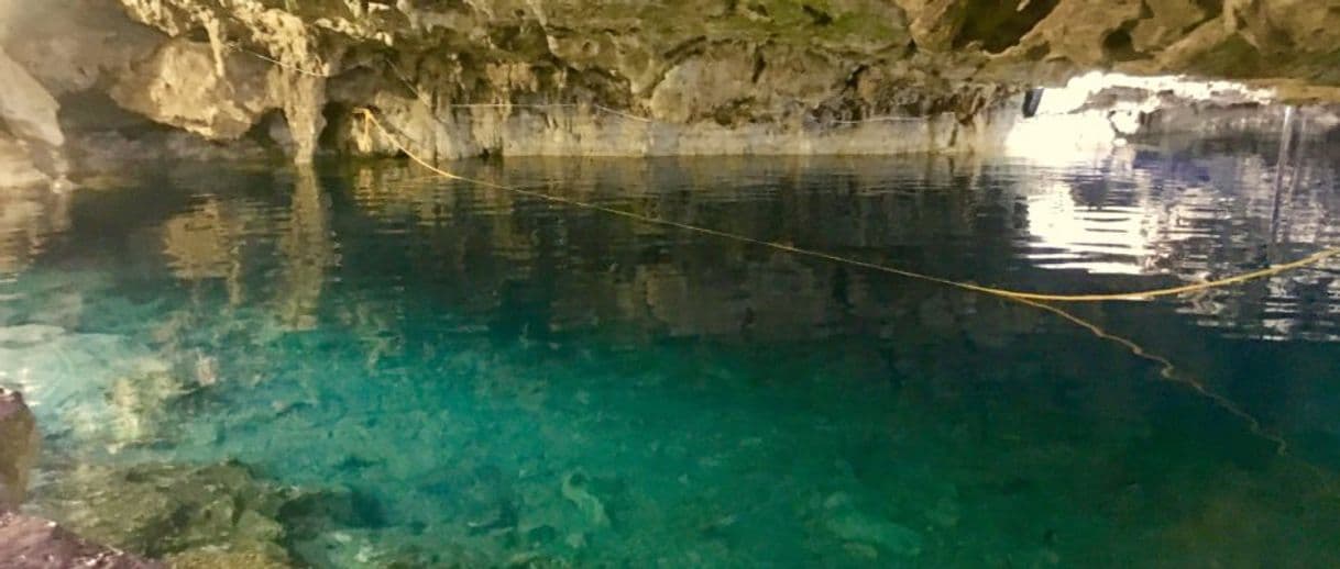 Lugar Cenote Chihuán