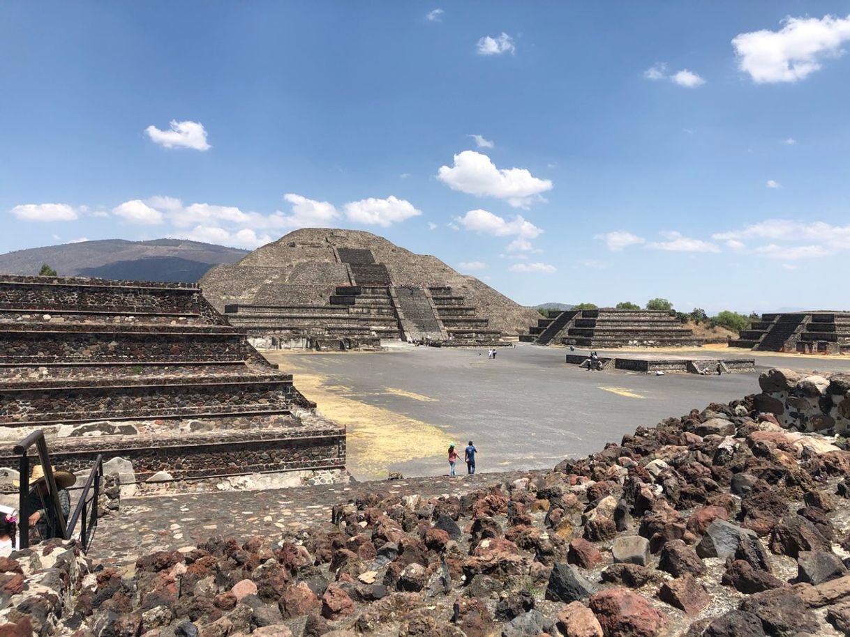 Place Piramides De Teotihuacan