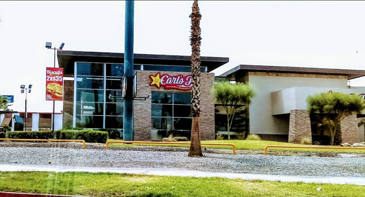 Restaurants Carls Jr Galerias Mexicali 