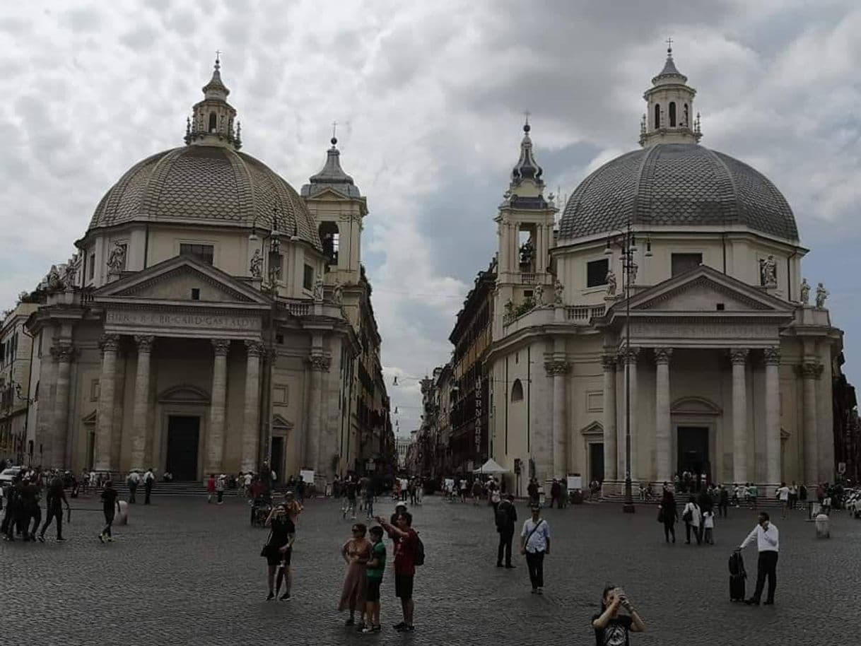 Place Piazza del Popolo