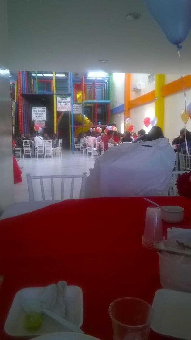 Restaurantes Salón de Fiestas Pingoliros