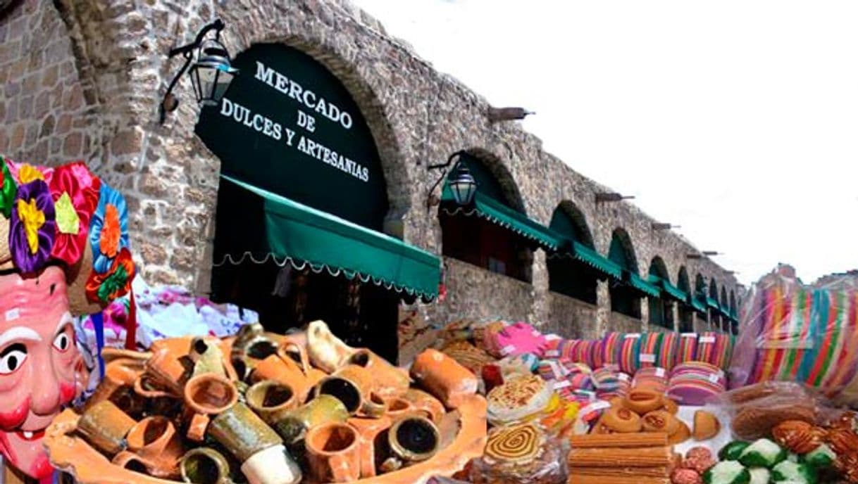 Lugar Mercado de Dulces y Artesanías