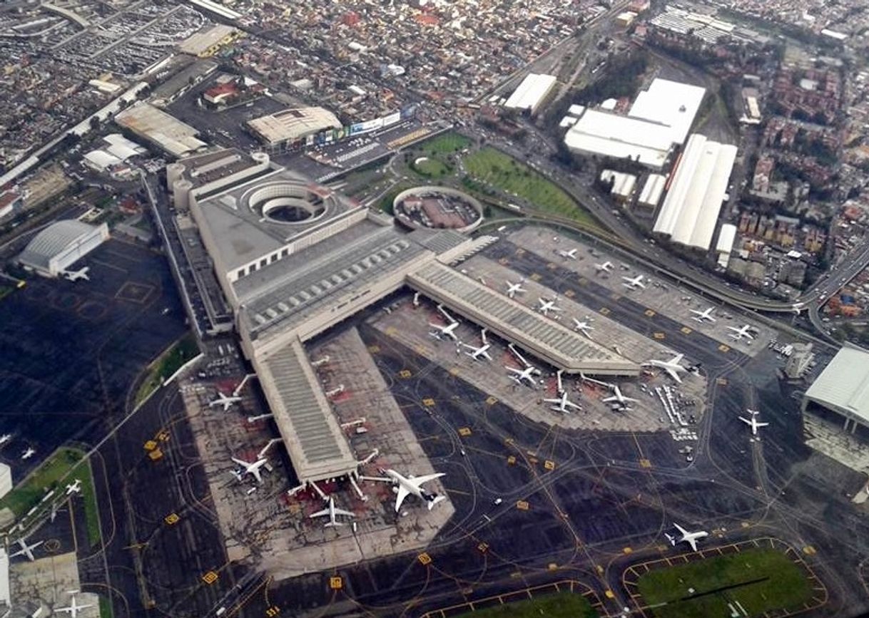 Place Mexico City Airport (MEX)