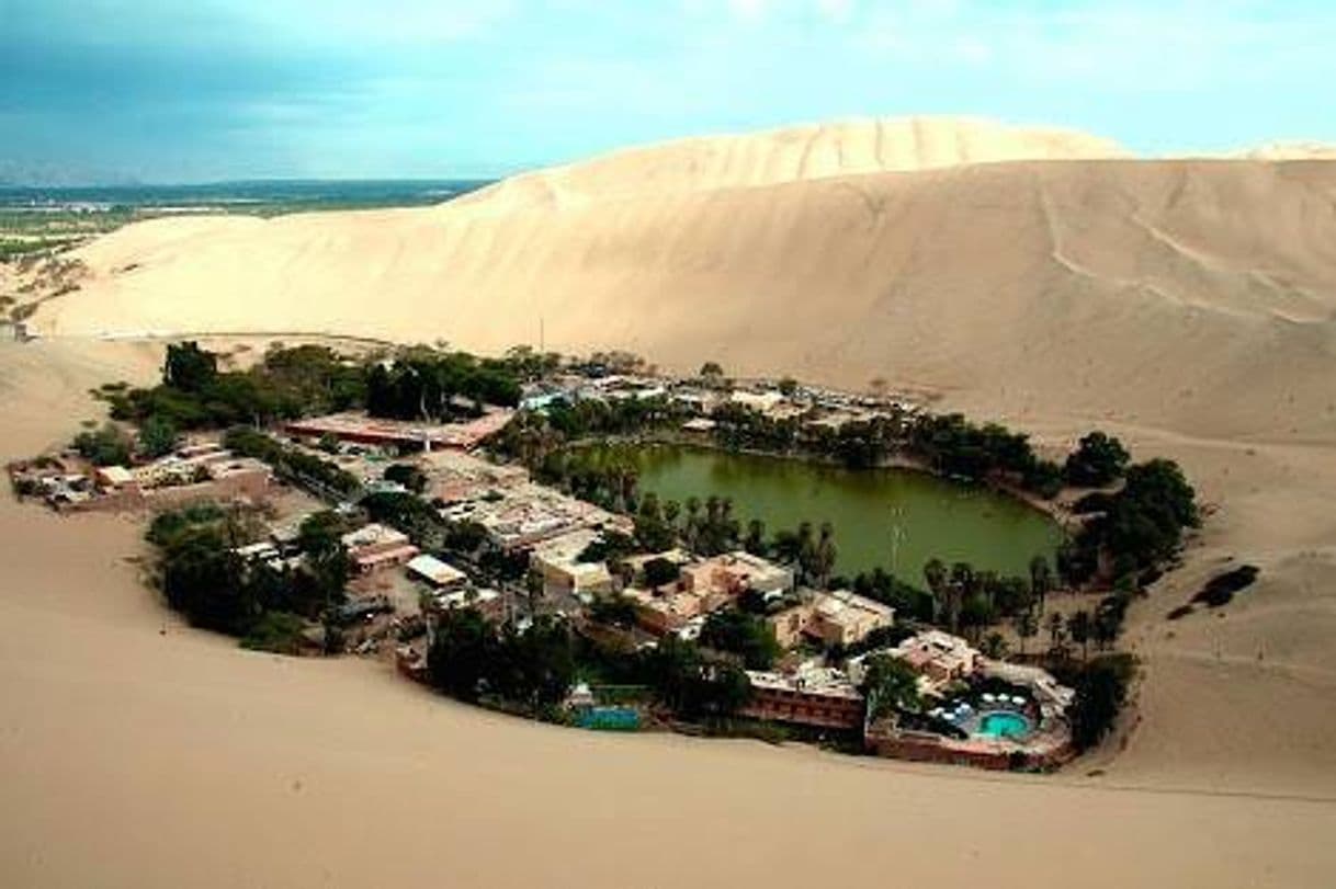 Place Huacachina Ica