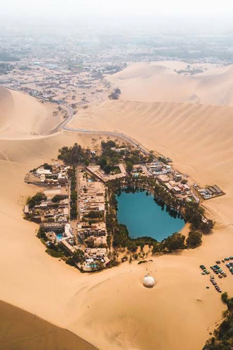 Place Huacachina Ica