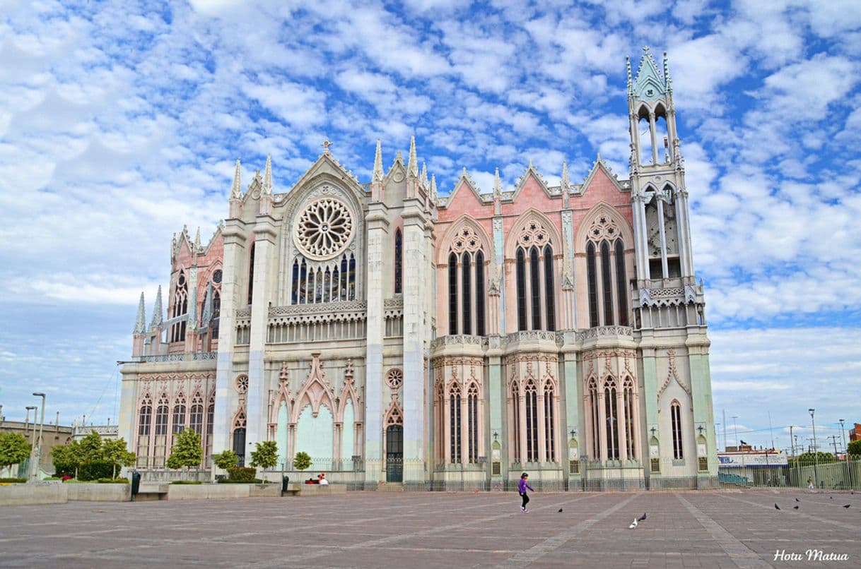 Place Templo Expiatorio Diocesano del Sagrado Corazón de Jesús