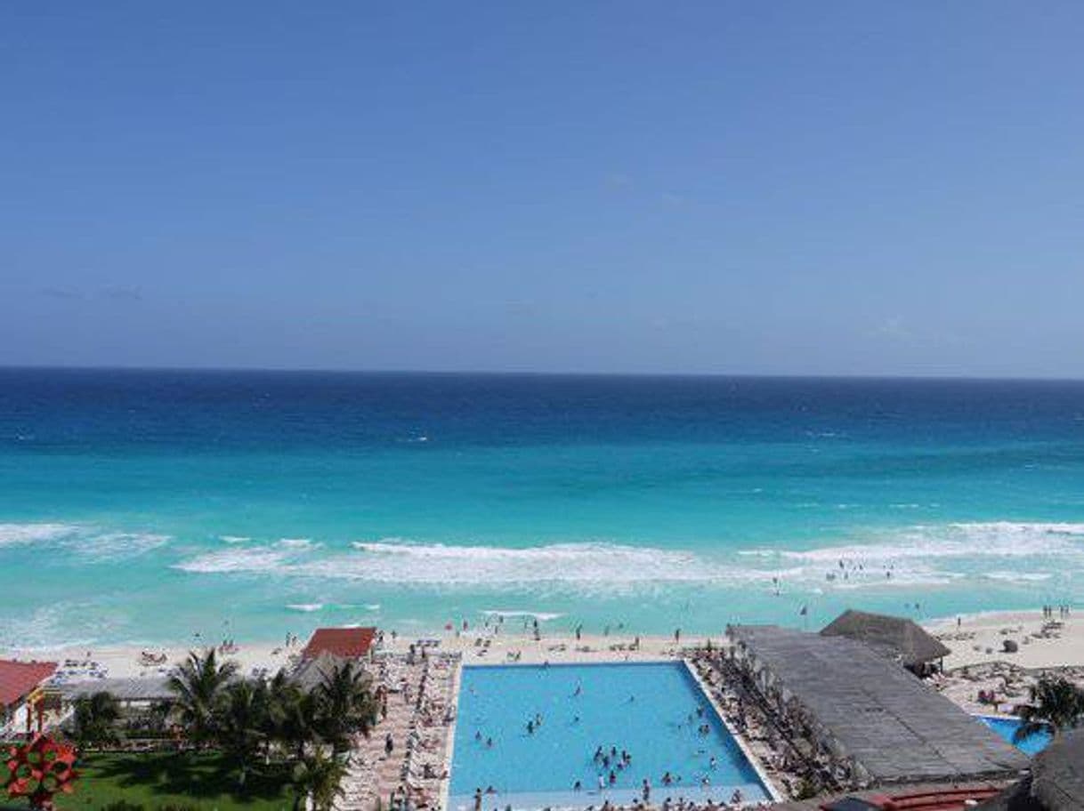 Place Crown Paradise Club Cancun