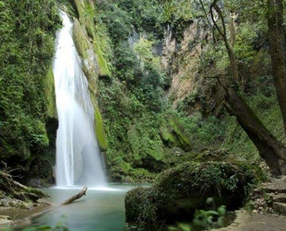 Place Cascada El Chuveje