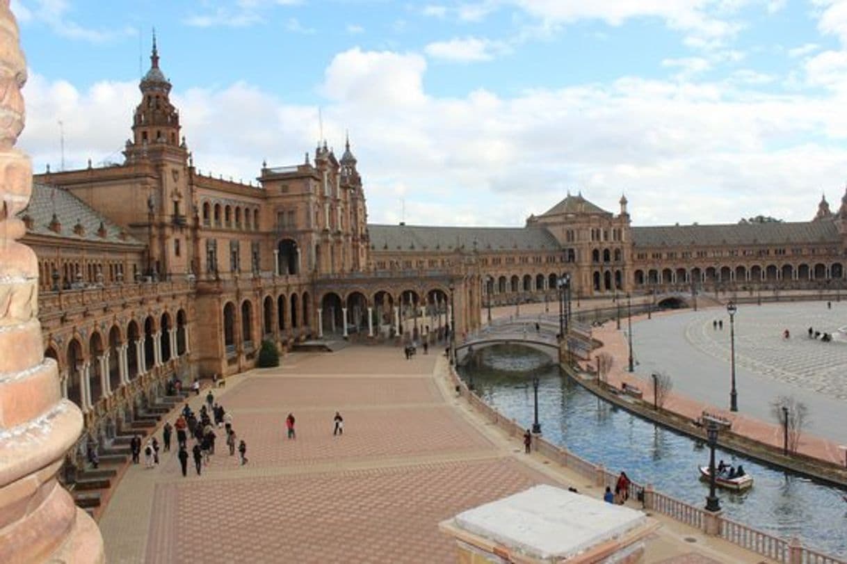 Lugar Sevilla la Nueva