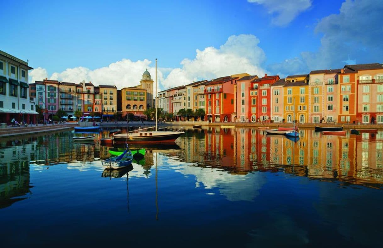 Place Portofino Bay