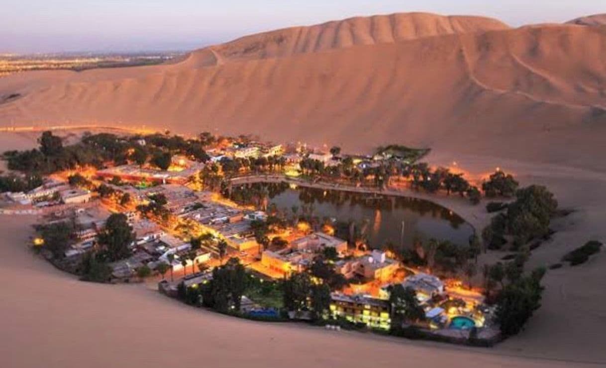 Lugar Huacachina Ica